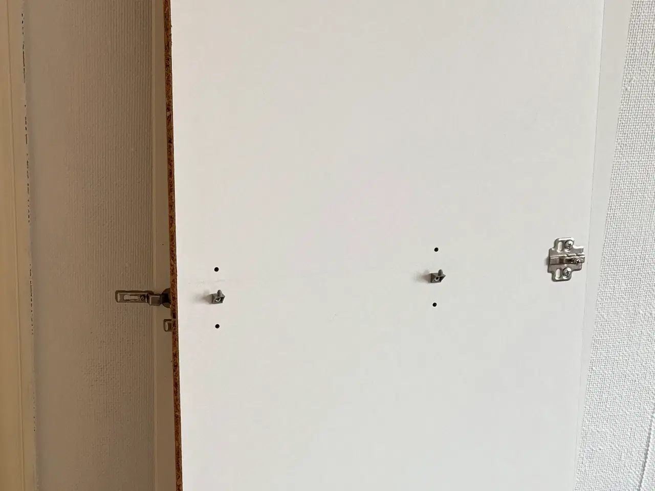 Billede 5 - Dombås garderobeskab fra IKEA