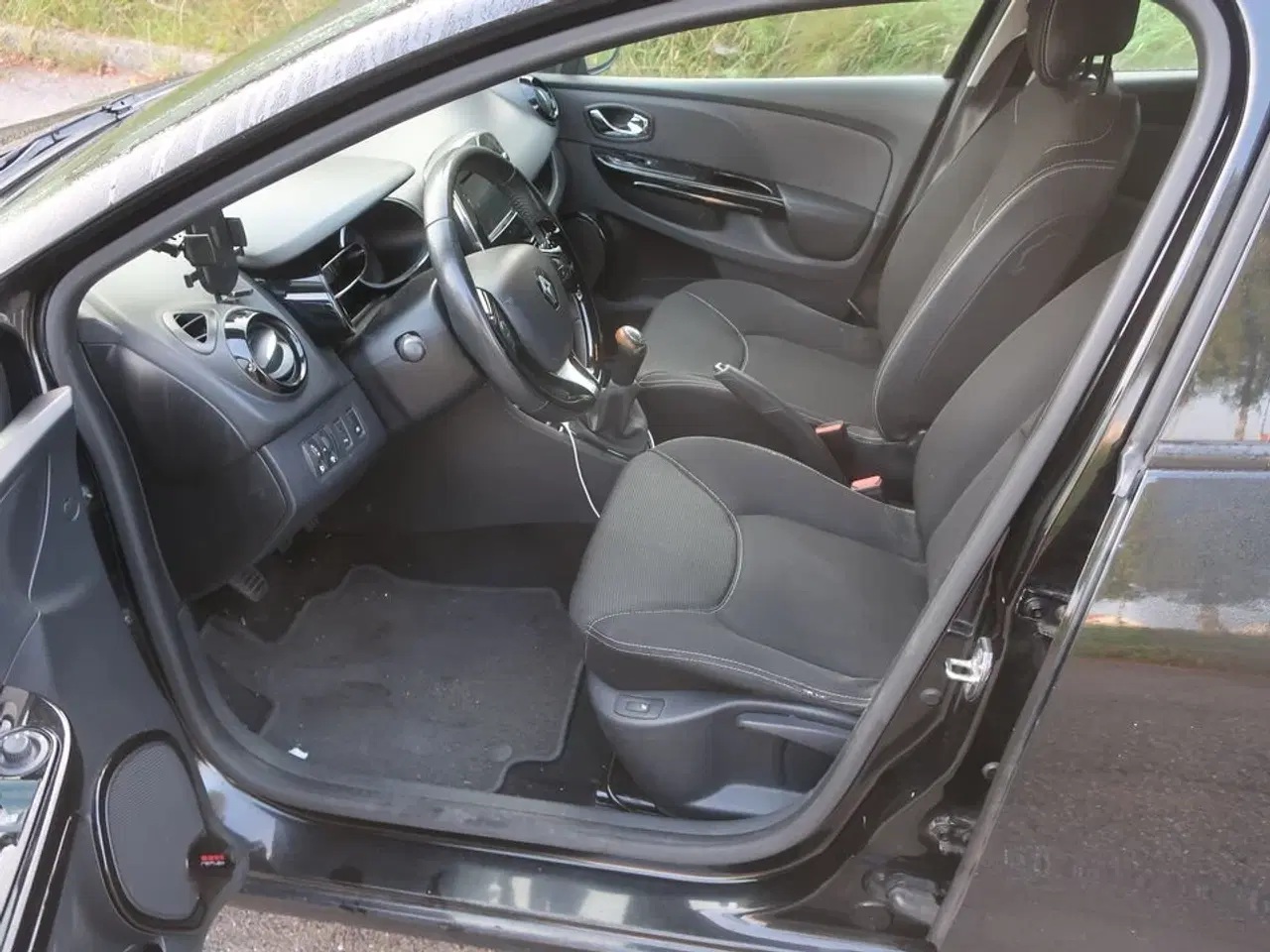 Billede 14 - Personbil: RENAULT NY CLIO DCI 90 5D (moms fri)