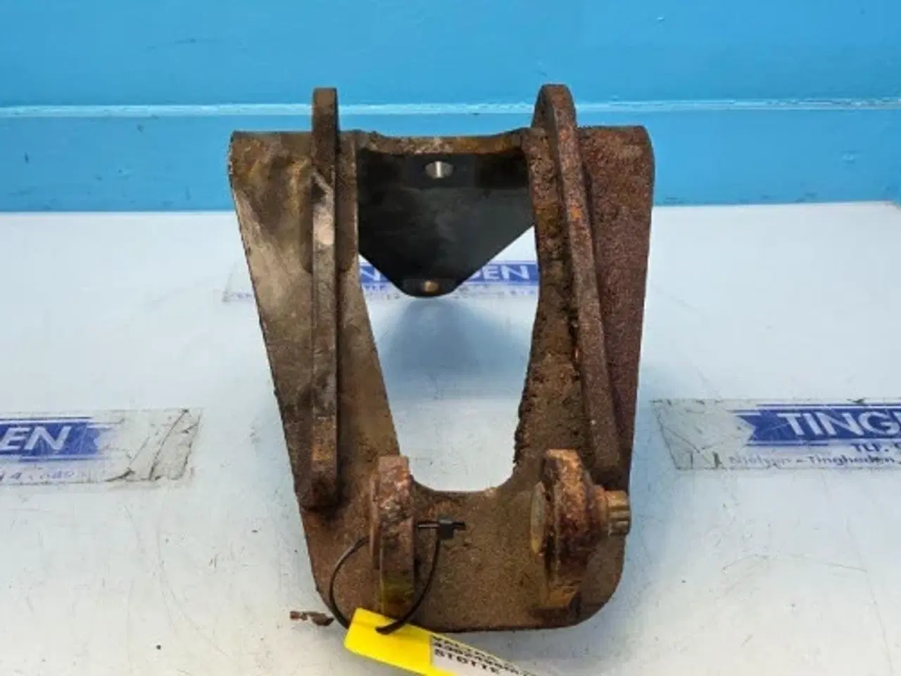 Billede 9 - Valtra  S394   Beslag   4382498M1  