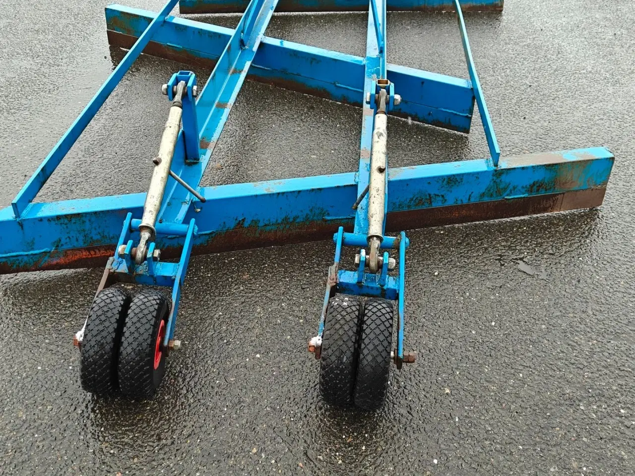 Billede 4 - AP Hedegaard Liftophængt