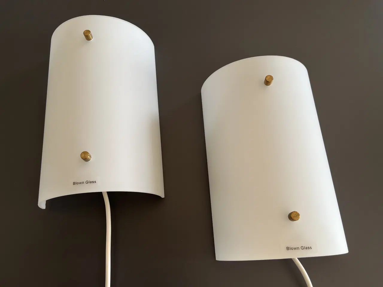 Billede 1 - DANSK VÆGLAMPE