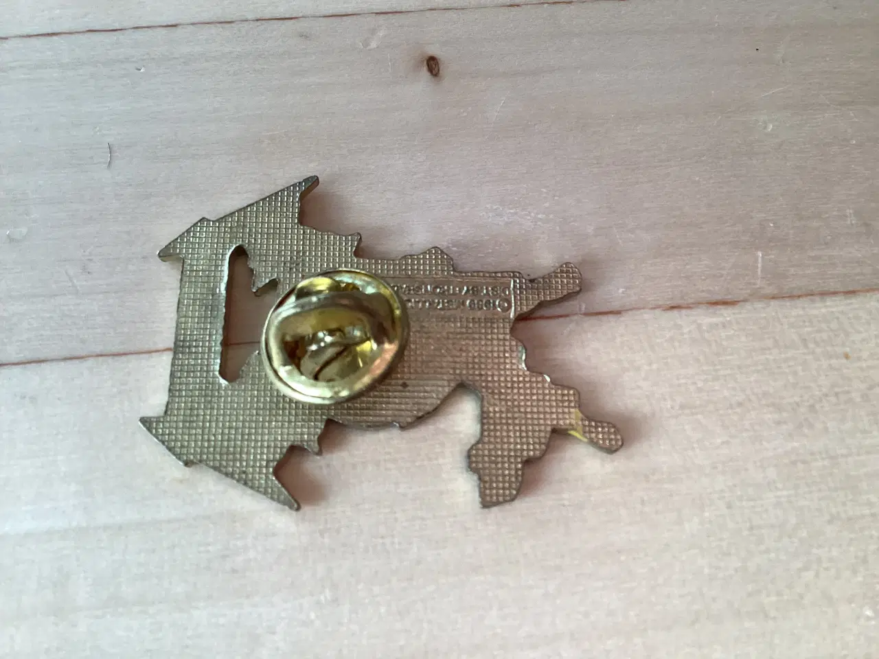 Billede 7 - Metallica damage pin 1989