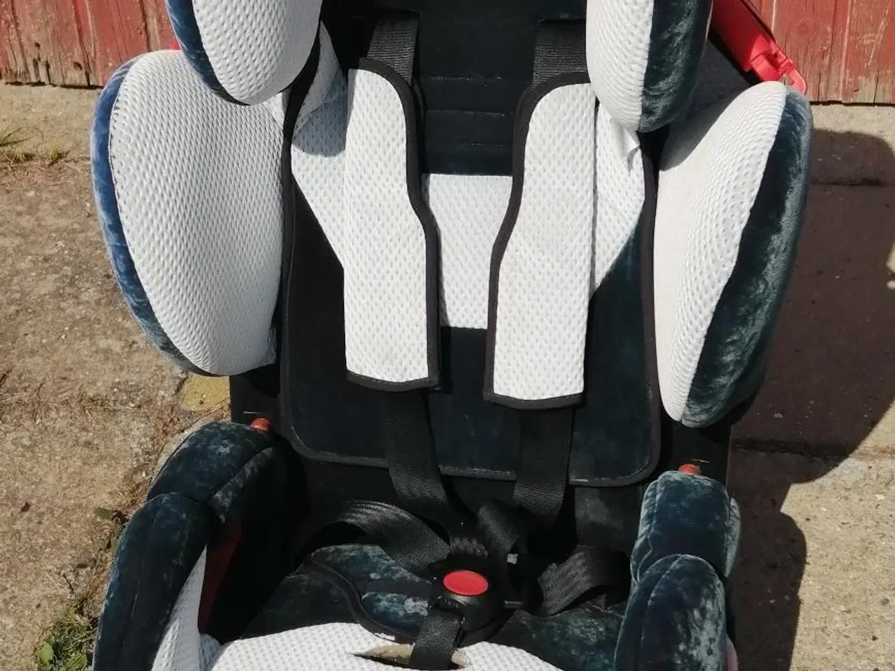 Billede 1 - RECARO "YOUNG SPORT" 9-36 KG, I FLOT STAND