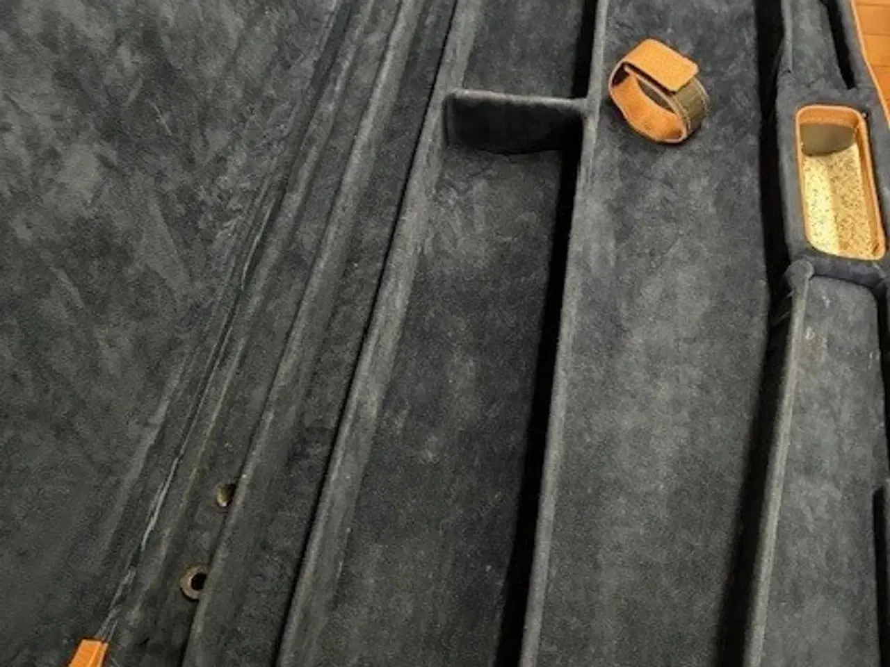 Billede 1 - Blaser våbenkuffert