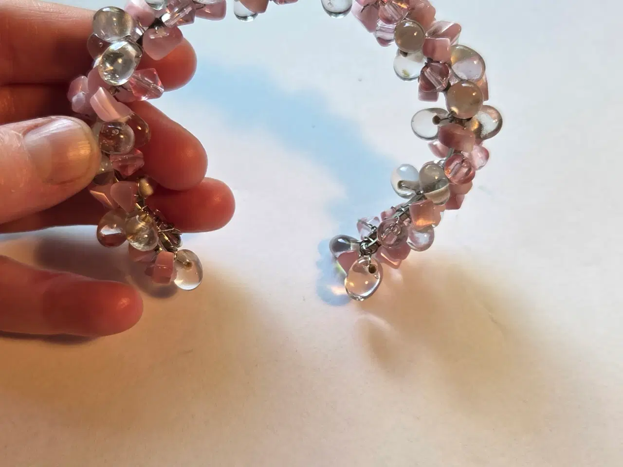 Billede 5 - Rosa og klar perle armbånd