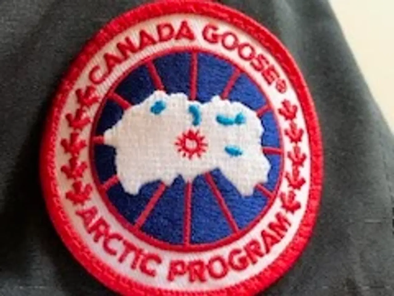 Billede 5 - Canada Goose Ladies MONTEBELLO jakke i sort