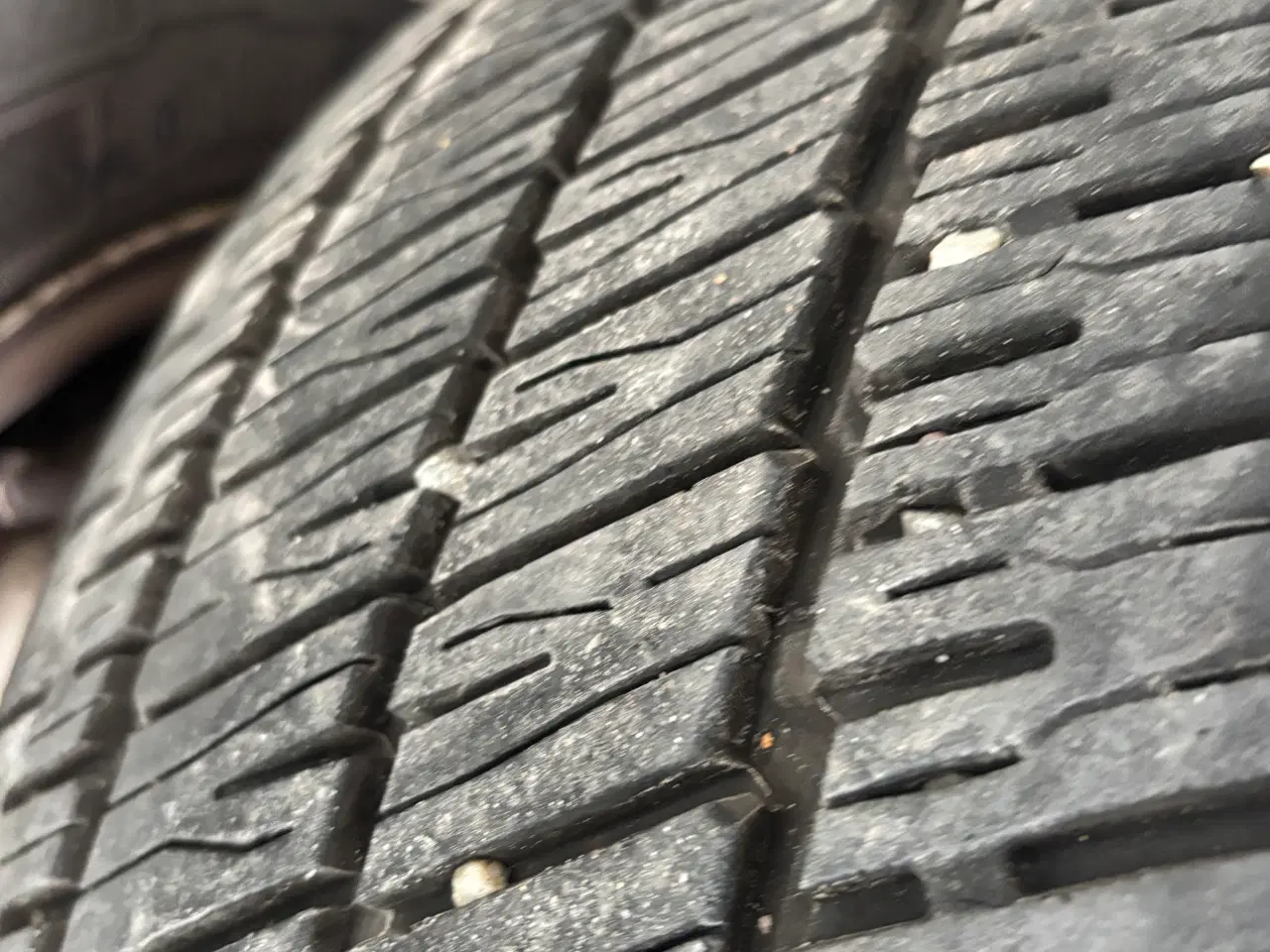Billede 2 - 5x118 fælge og dæk stålfælge Med camper Van dæk