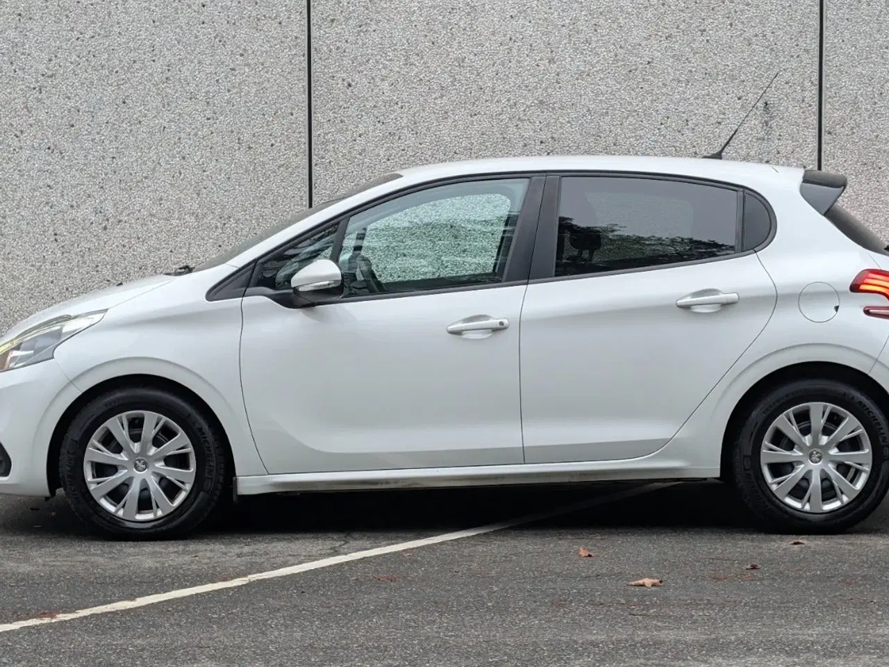 Billede 3 - Peugeot 208 1,6 BlueHDi 100 Envy+