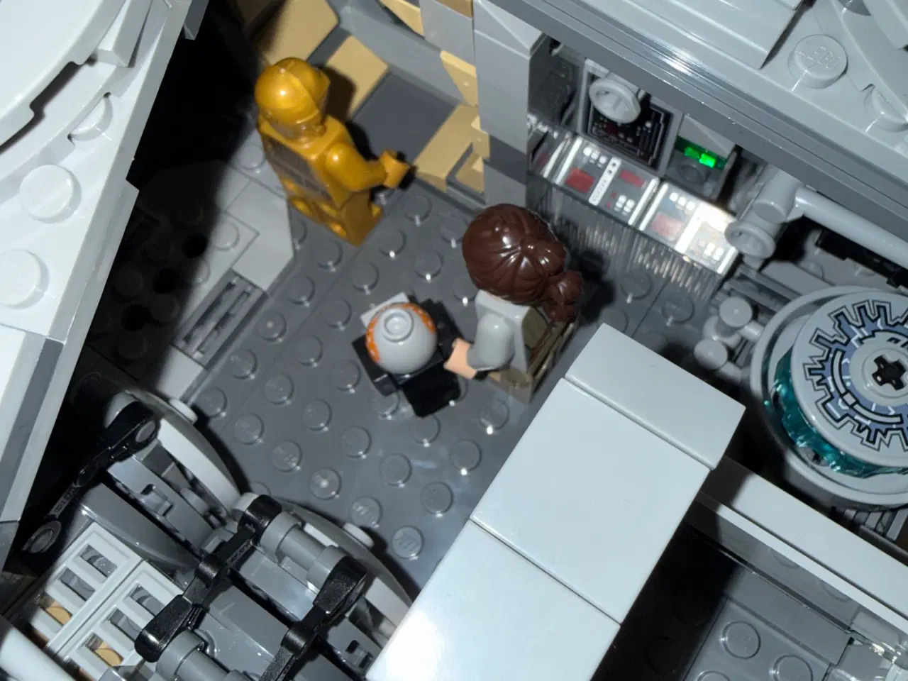 Billede 5 - Lego Star Wars Millennium Falcon 75192