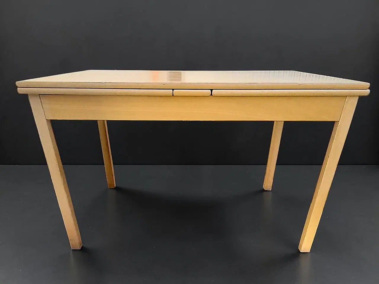 Billede 5 - Spisebord i bøg med hollandsk udtræk 120/227 cm