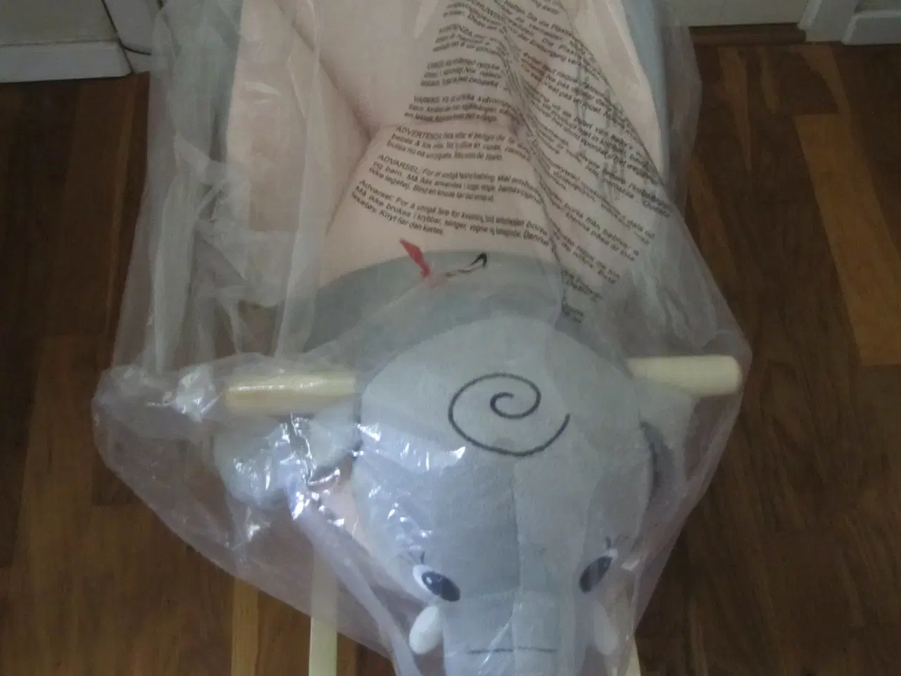 Billede 6 - NY. ELEFANT GYNGEHEST.