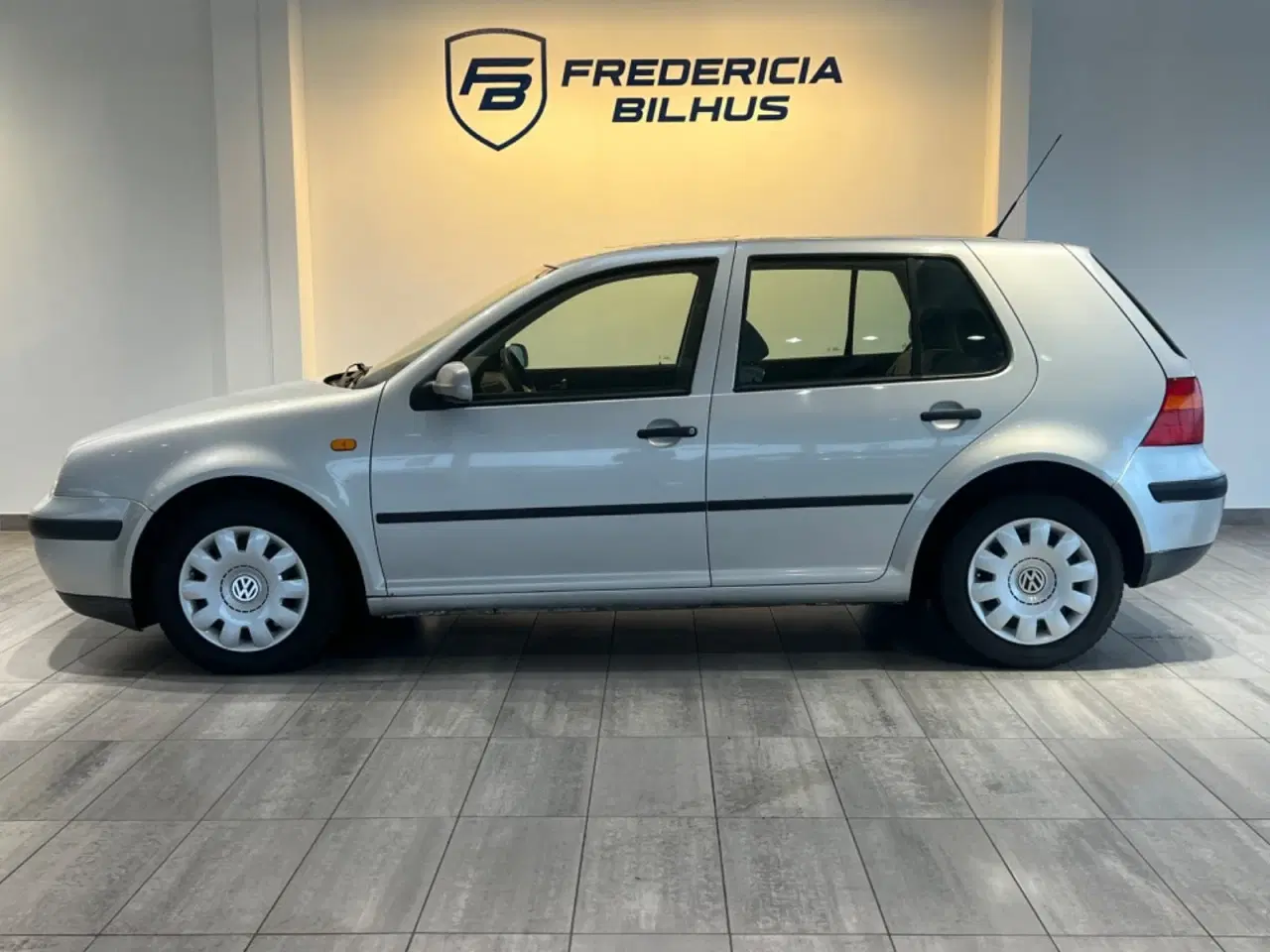Billede 2 - VW Golf IV 1,6 Comfortline aut.