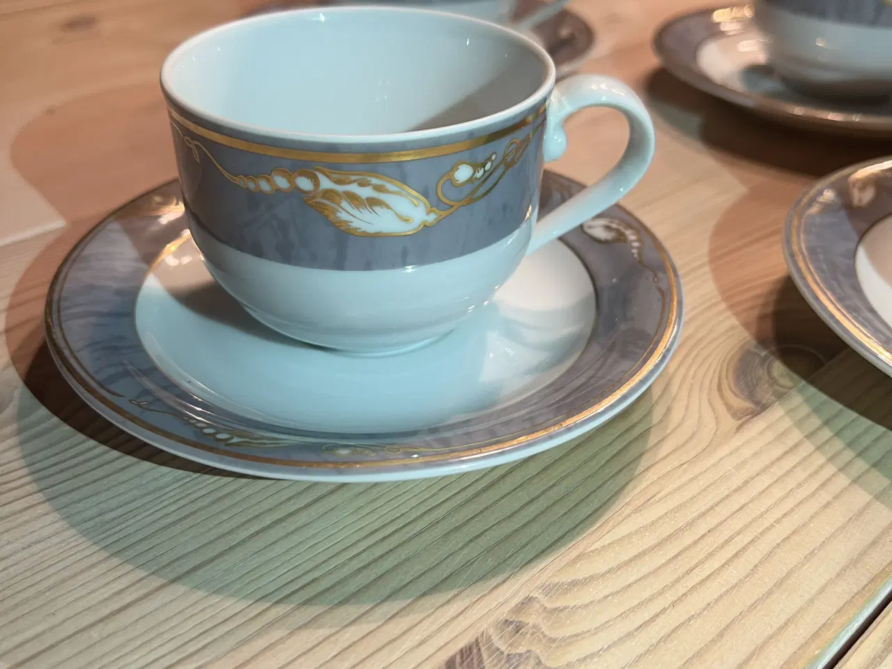 Billede 2 - Grå magnolia royal Copenhagen 