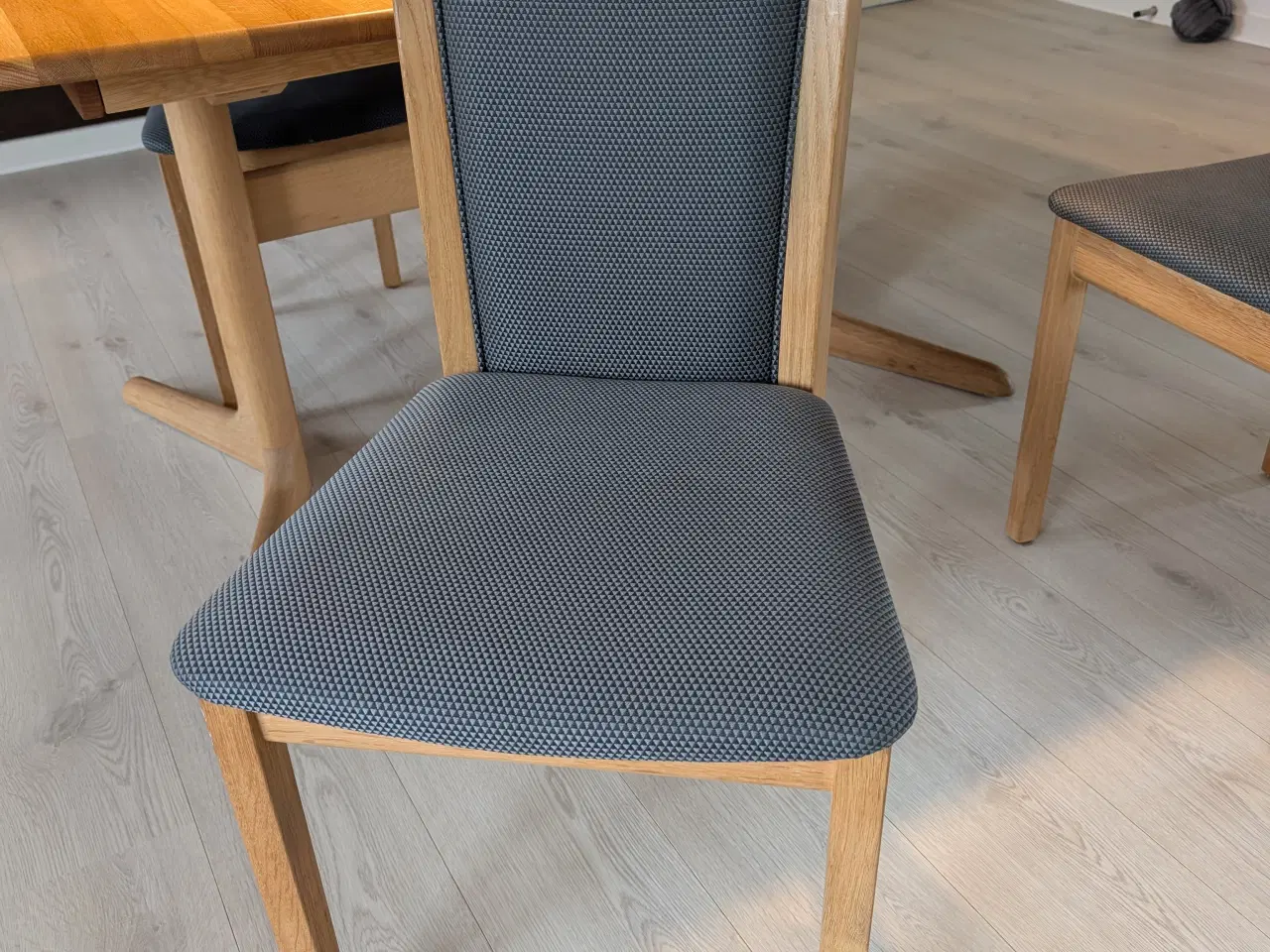 Billede 4 - Skovby spisebord SM75 samt 6 Skovby stole