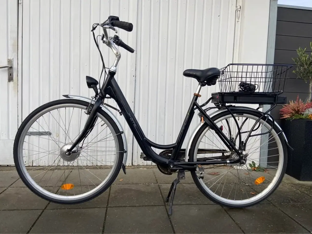 Billede 5 - X Zite . 28" hjul, 7 gear, 52cm. stel