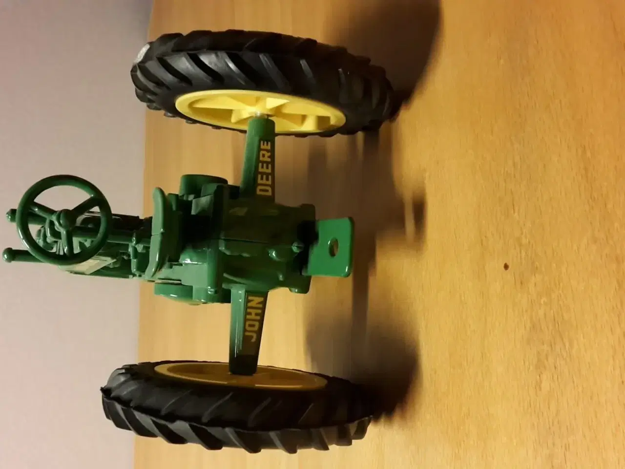 Billede 4 - Modeltraktor John Deere A