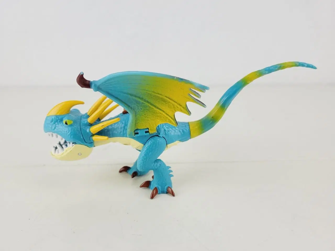 Billede 4 - 2 stk HOW TO TRAIN YOUR DRAGON Action Figure