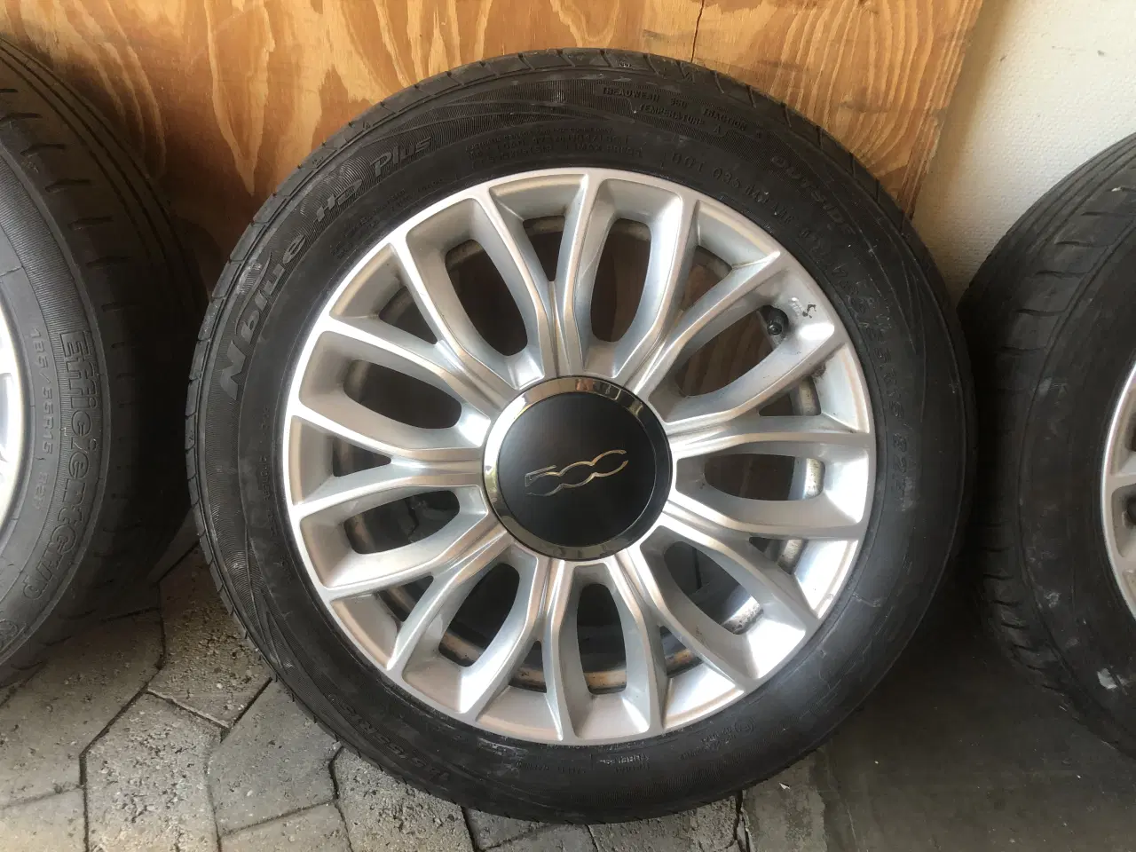 Billede 4 - Fiat 500e vinterhjul med nye Continental vinterdæk