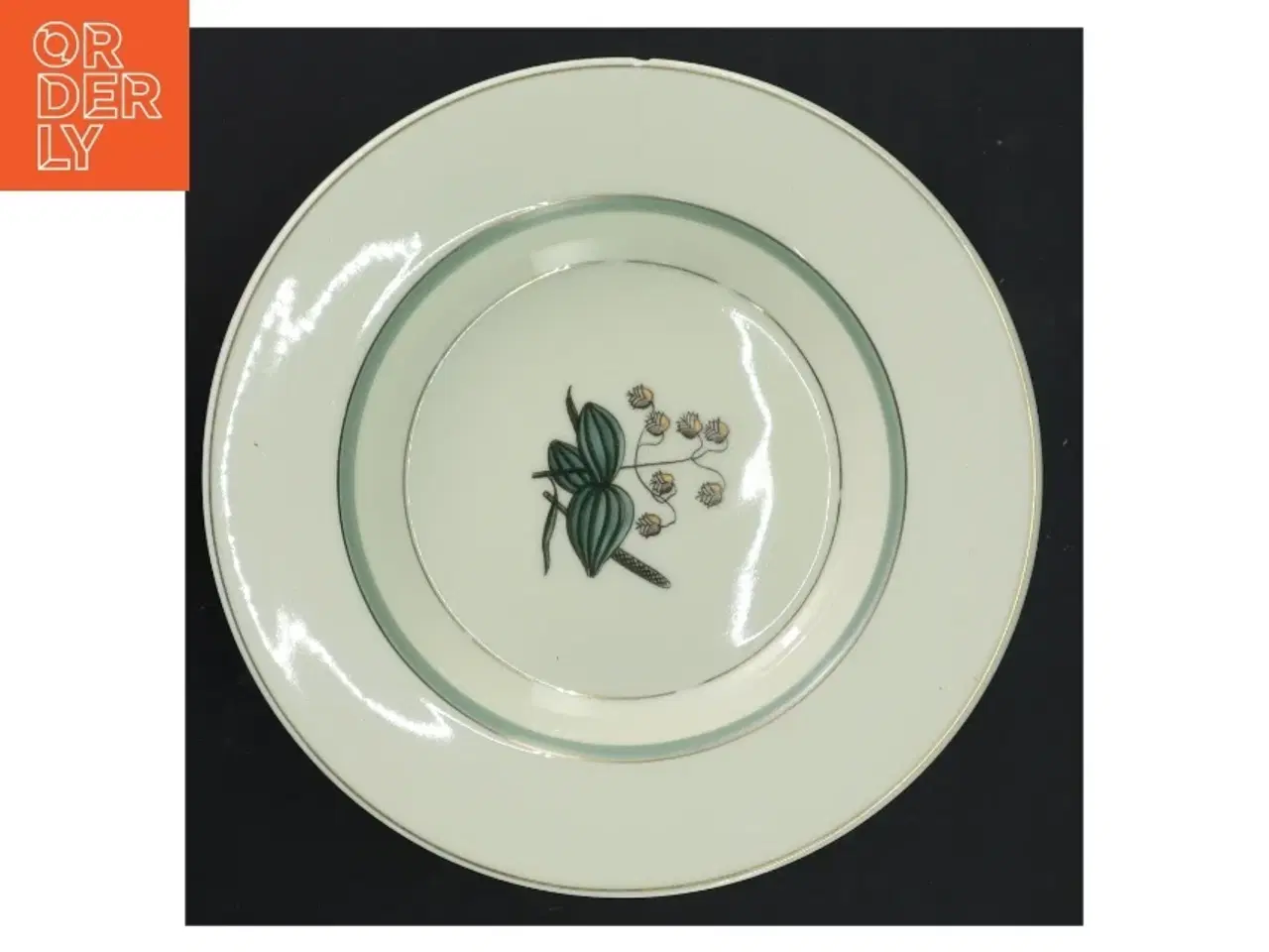 Billede 6 - Hjertegræs Porcelænstallerken med insektmotiv fra Royal Copenhagen (str. 21,5 cm)