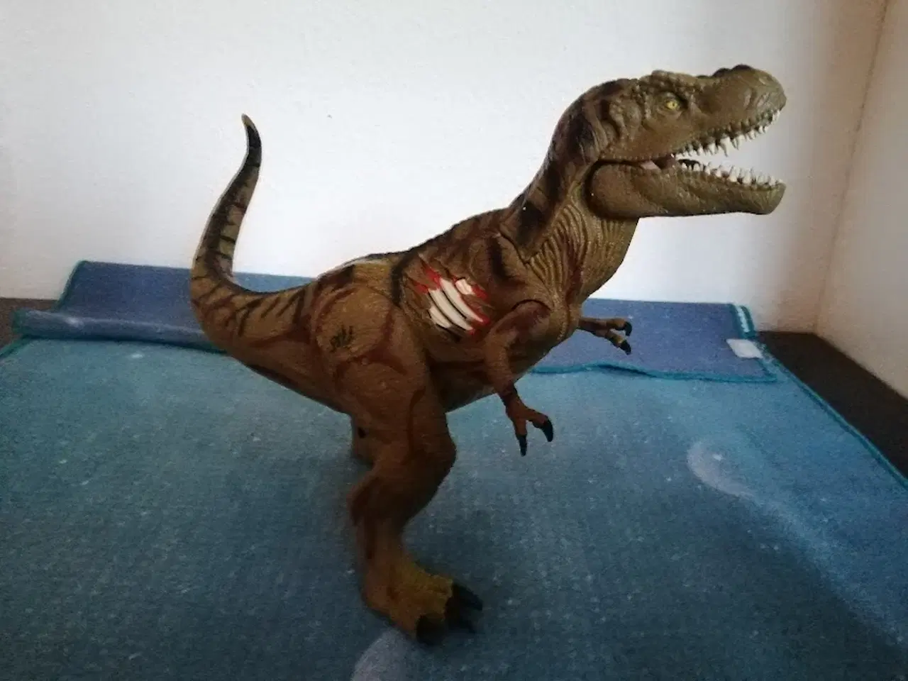 Billede 4 -   Flot Jurassic Park T-rex Fra Hasbro