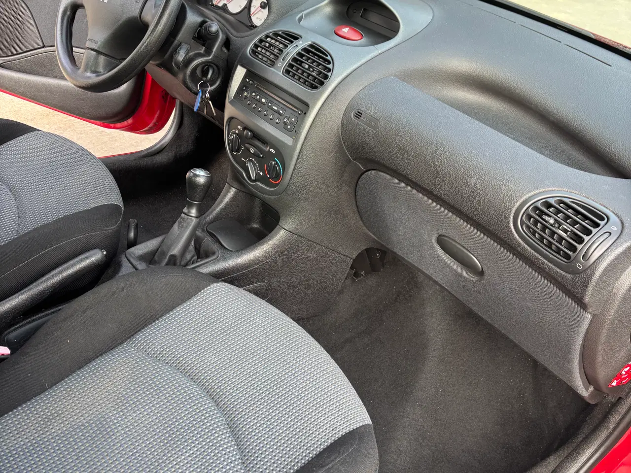 Billede 11 - Peugeot 206 1.1 Årgang 2024 Model Enfant Terrible