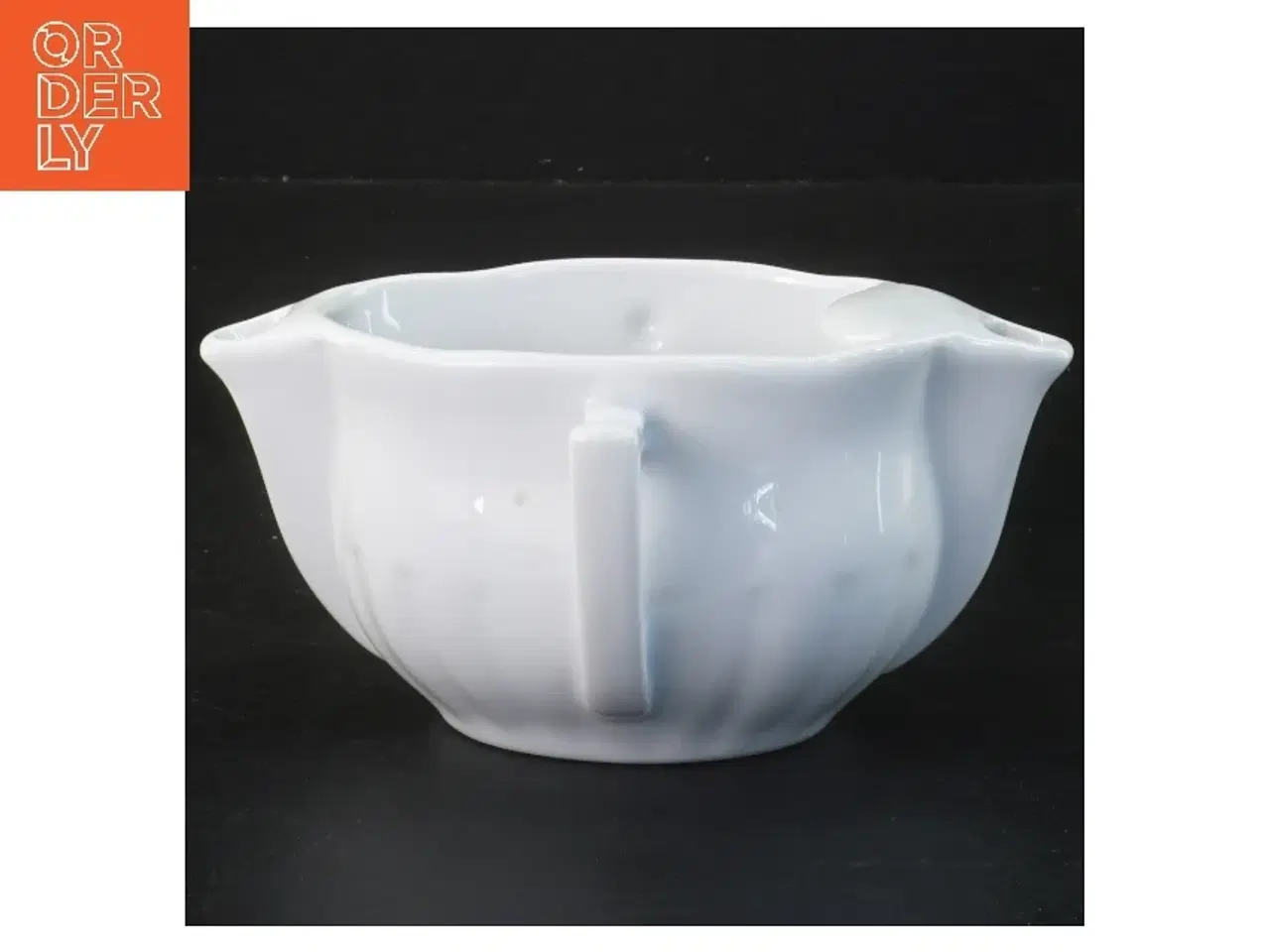 Billede 1 - Hvid porcelæns saucekande fra Pillivuyt (str. 16 cm)