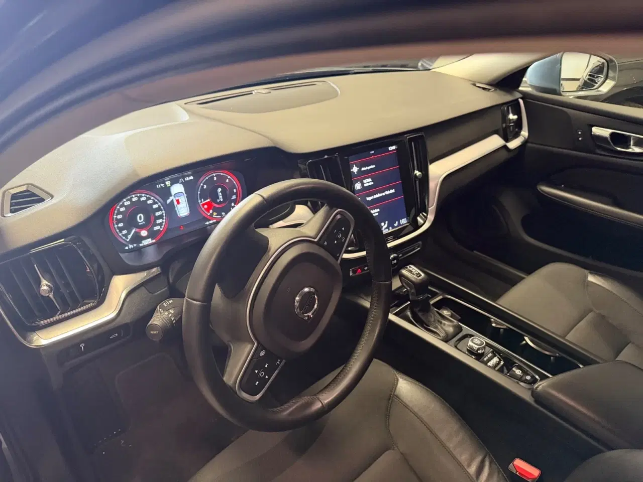 Billede 9 - Volvo V60 2,0 D4 190 Momentum aut.