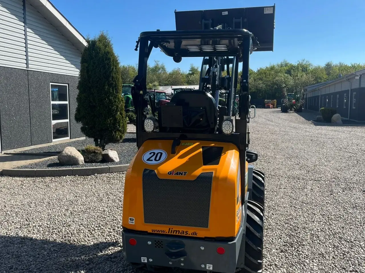 Billede 17 - Giant G2200E X-tra E Elektrisk minilæsser. DEN HAR KUN KØRT DEMO OG ER SOM NY