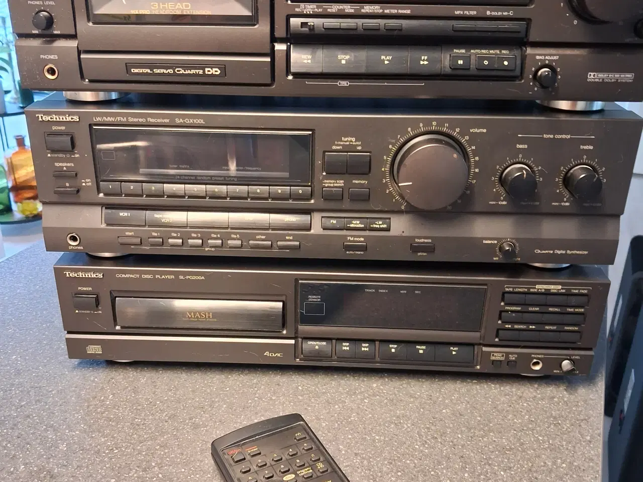 Billede 1 - BOSE højtaler, Technics anlæg