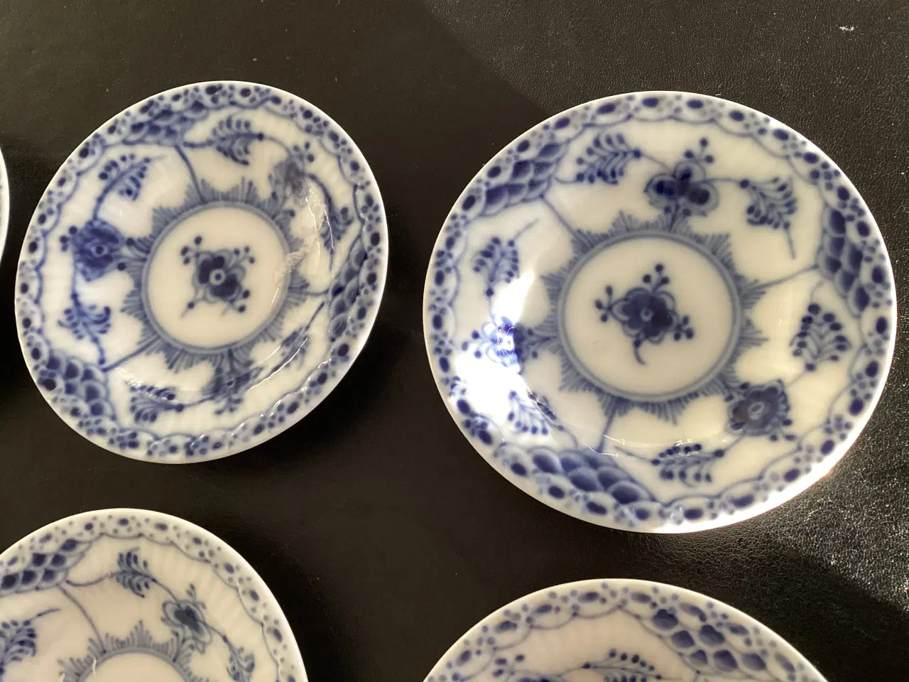 Billede 2 - Royal Copenhagen halvblonde ,hvid og blå 