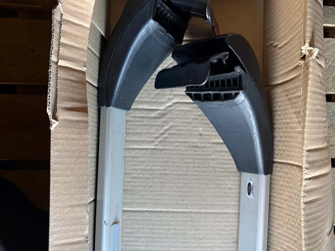 Billede 2 - Originale tagbøjler til Mondeo stv fra 2016