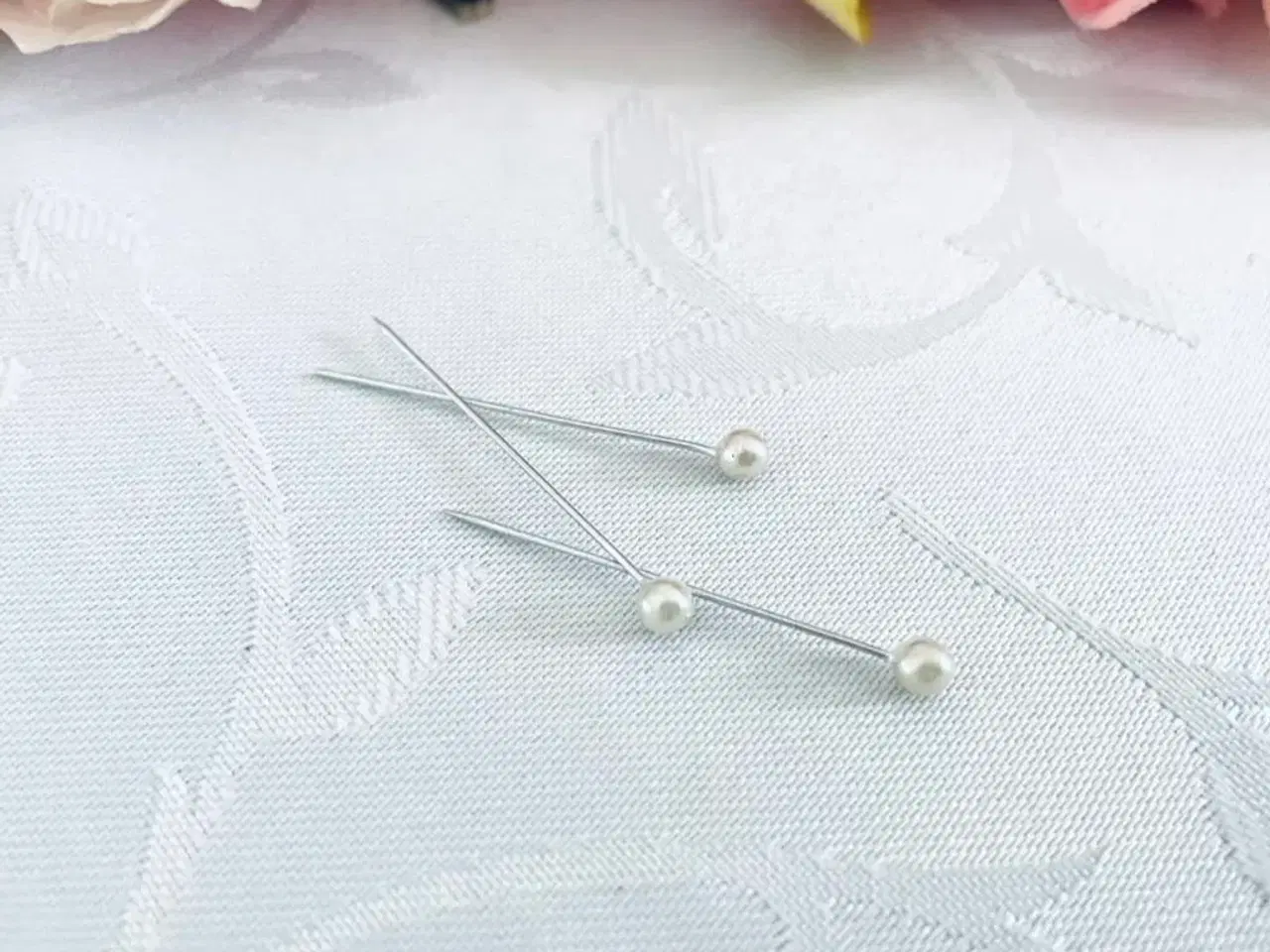 Billede 2 - Blomster nåle 2 stk. til dekoration og hobby