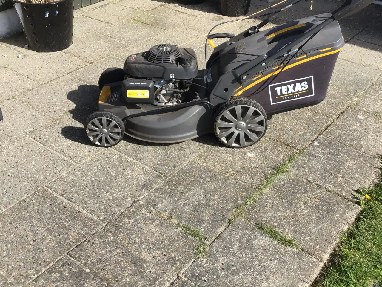 Billede 1 - Plæneklipper 