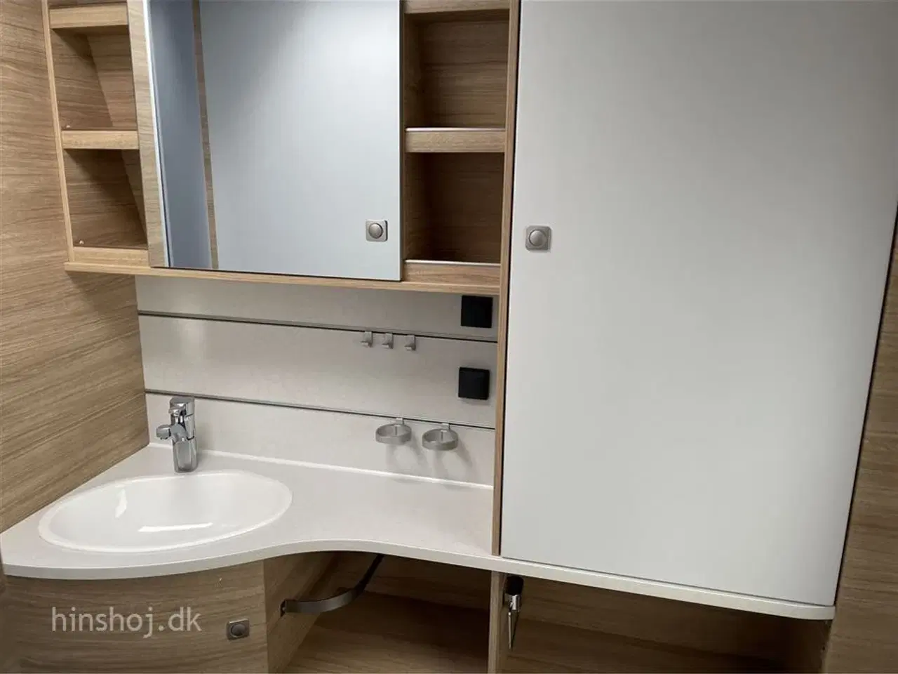 Billede 11 - 2023 - Fendt Bianco Activ 515 SD   Fendt Bianco Activ med stort badeværelse fra Hinshøj Caravan