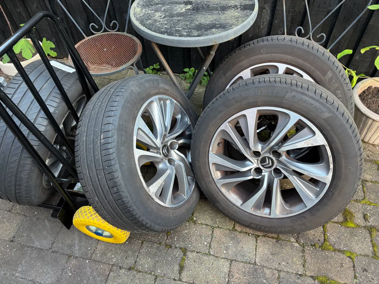 Billede 3 - Original fælge med sommer dæk