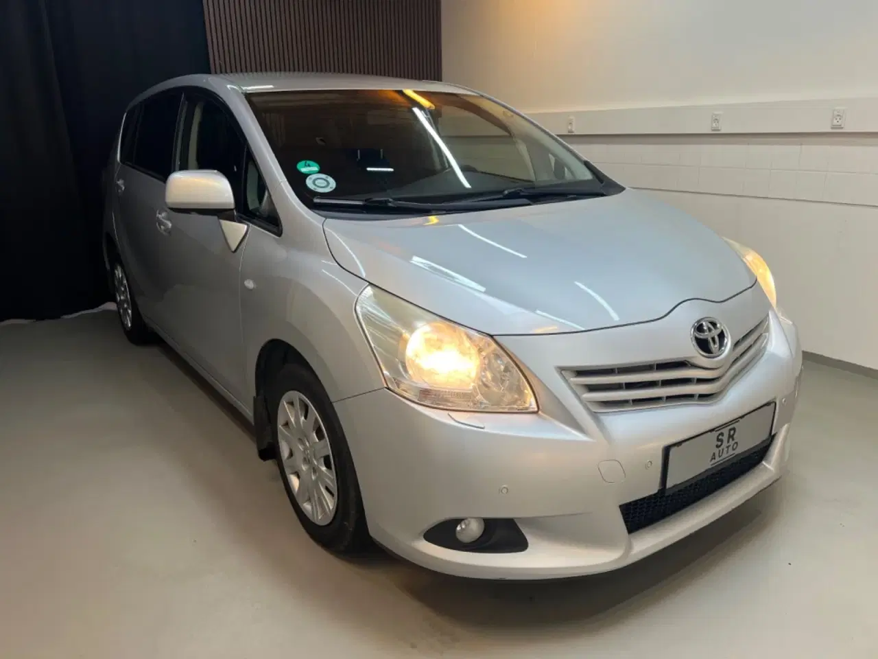 Billede 2 - Toyota Verso 2,0 D-4D TX 7prs
