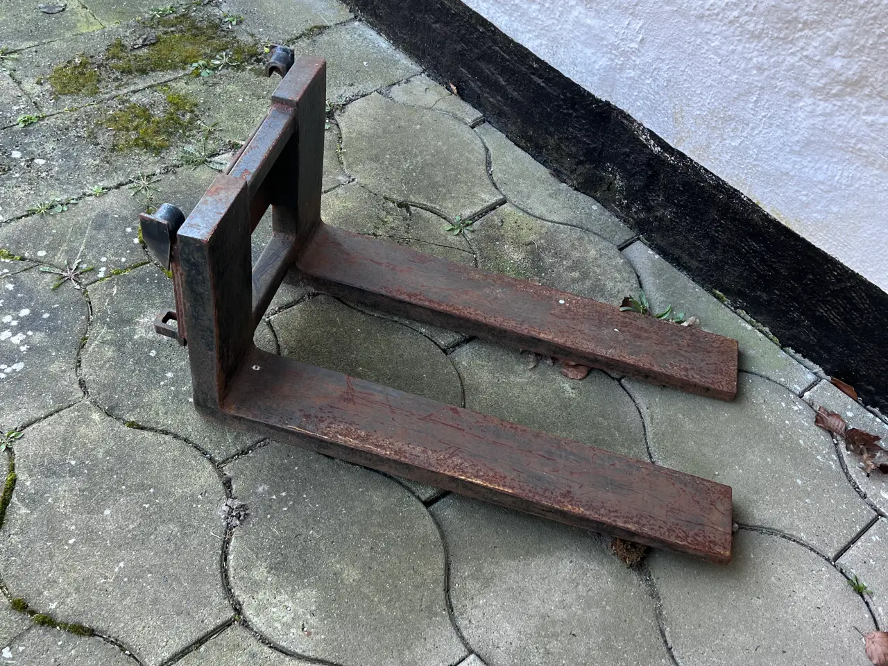 Billede 7 - Avant staldkat med redskaber 