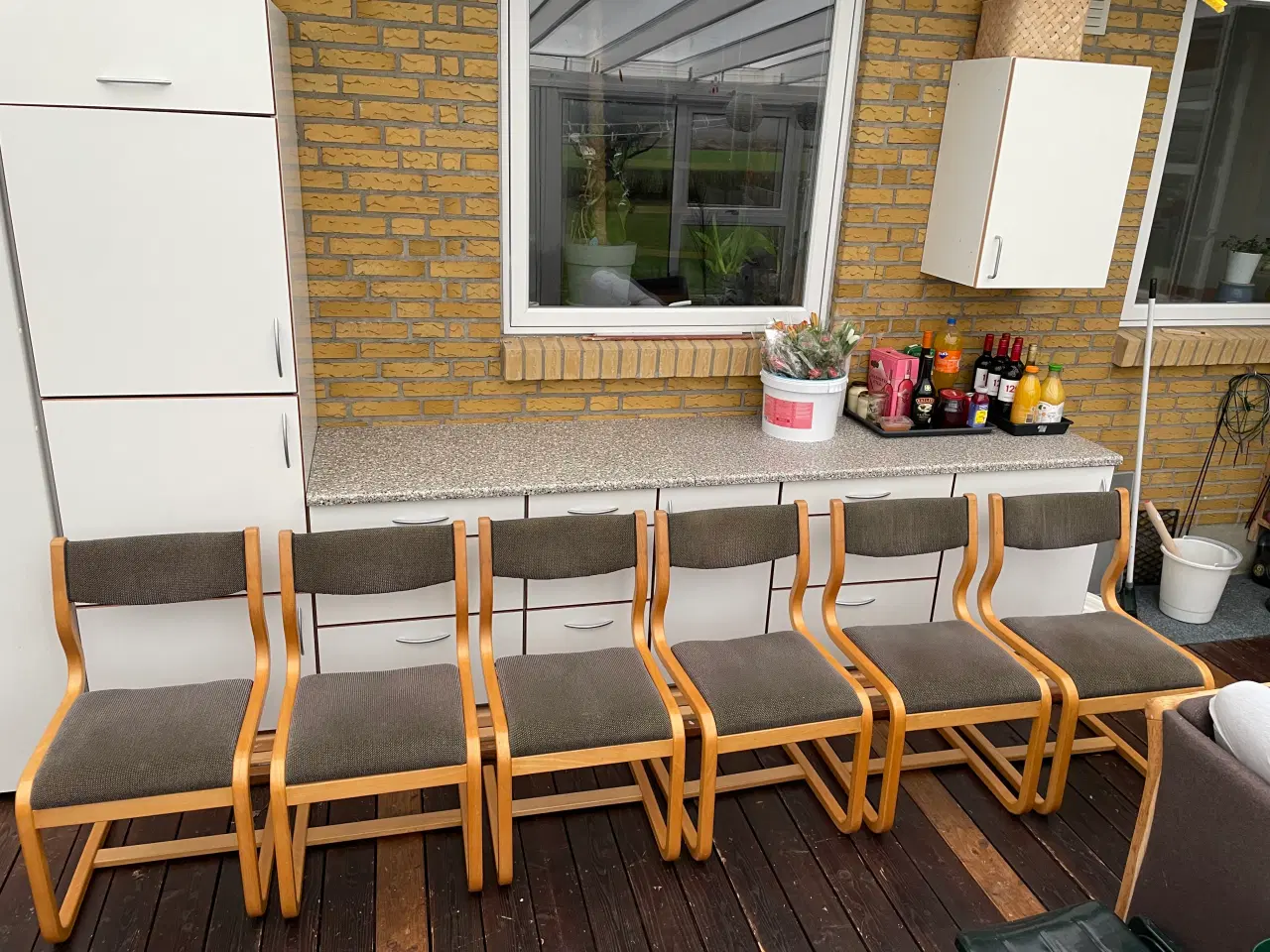 Billede 5 - Bøgetræ spisebord med frisvinger stole