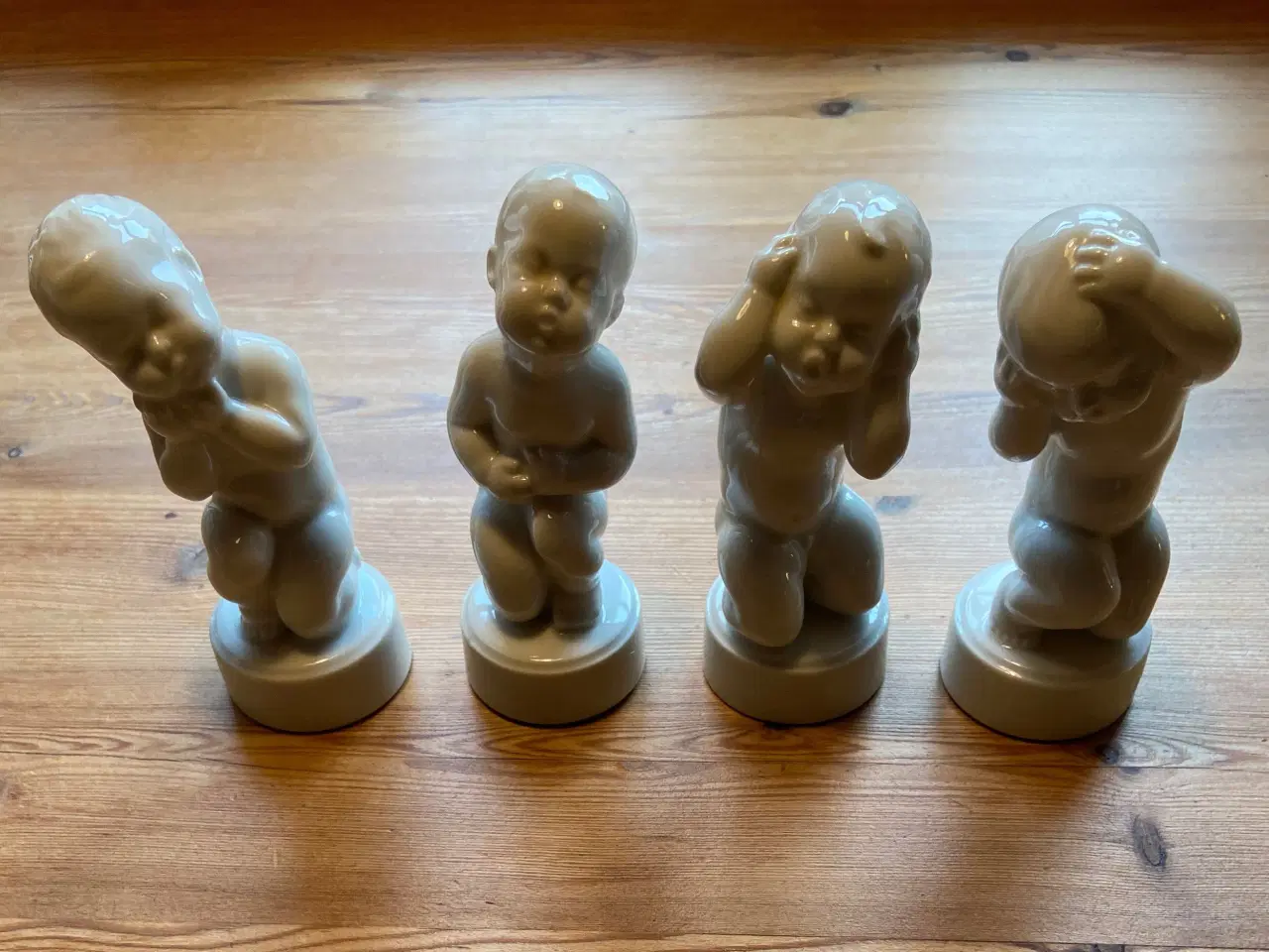 Billede 1 - Bing & Grøndal hvide porcelænsfigurer 4 stk.