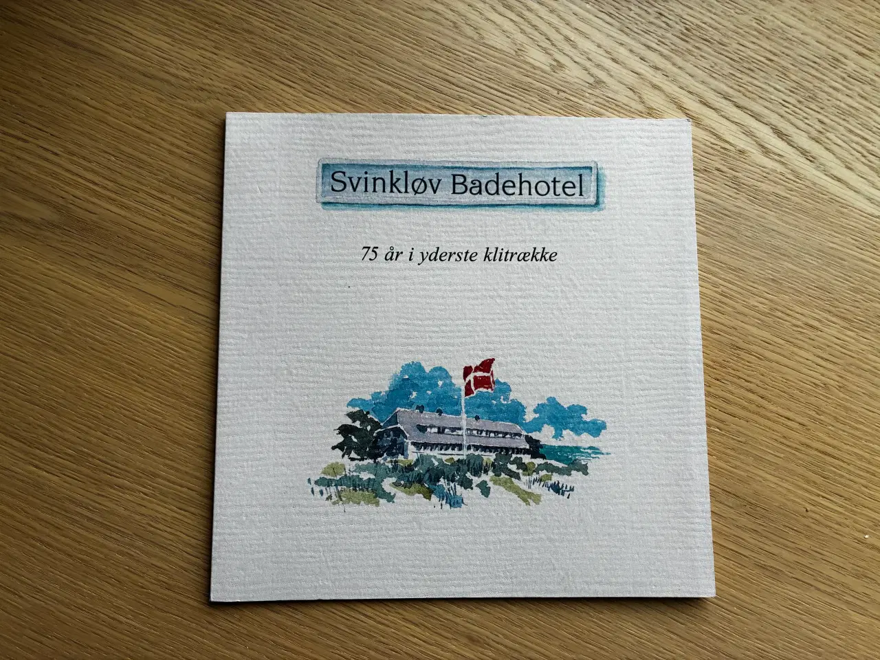 Billede 1 - Svinkløv Badehotel - 75 år i yderste klitrække