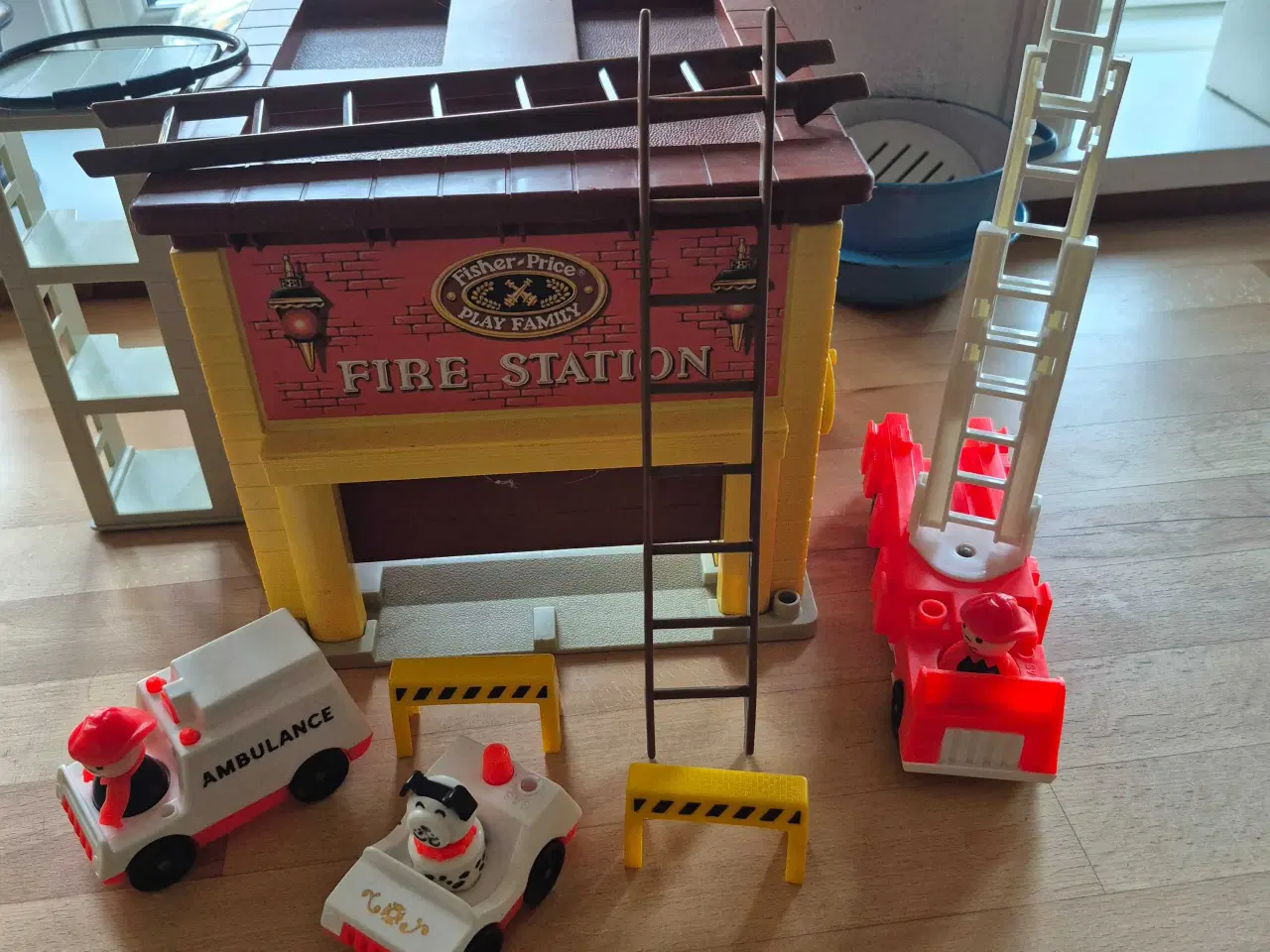 Billede 1 - Fisher Price brandstation 