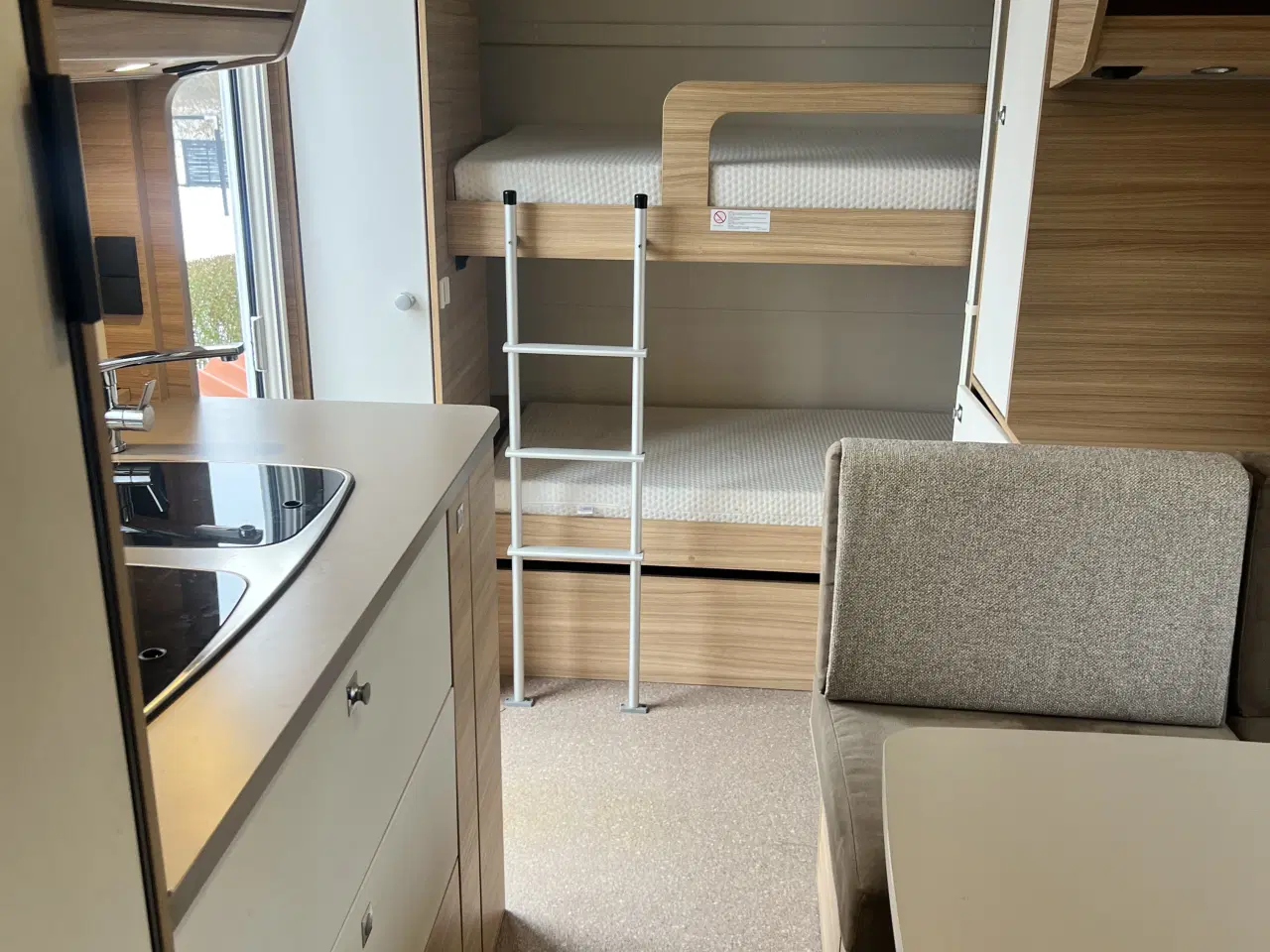 Billede 9 - Dethleffs 5et - 560 campingvogn