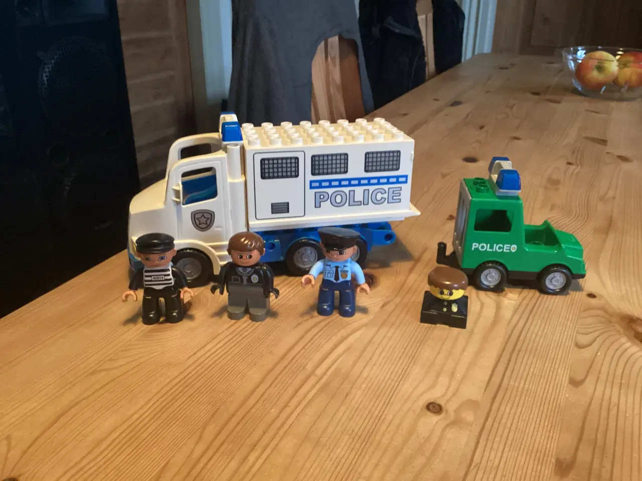 Billede 2 - Lego Duplo. Køretøjer, Legetøj og Klodser, Plader.