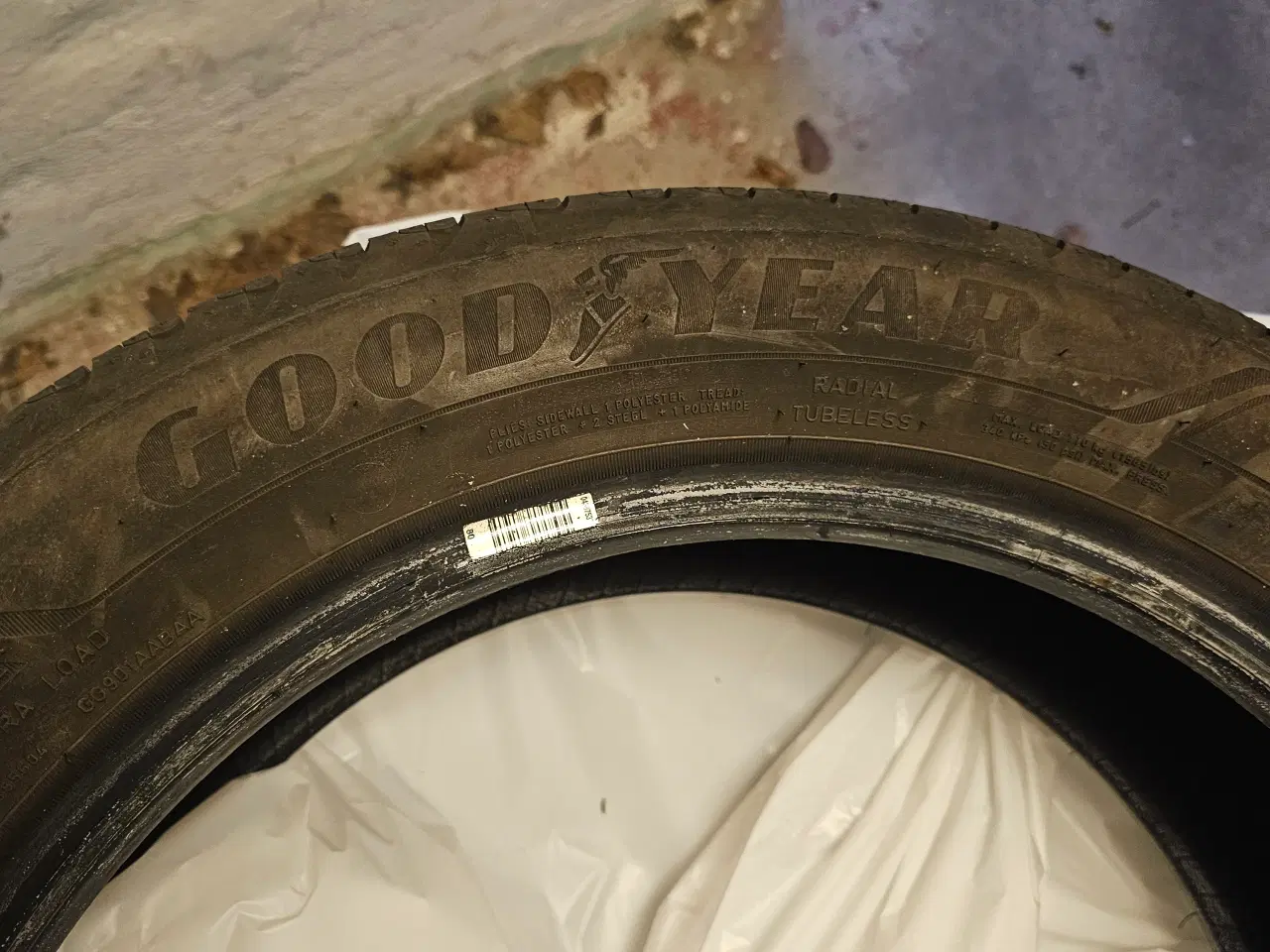 Billede 3 - Sommerdæk Goodyear 