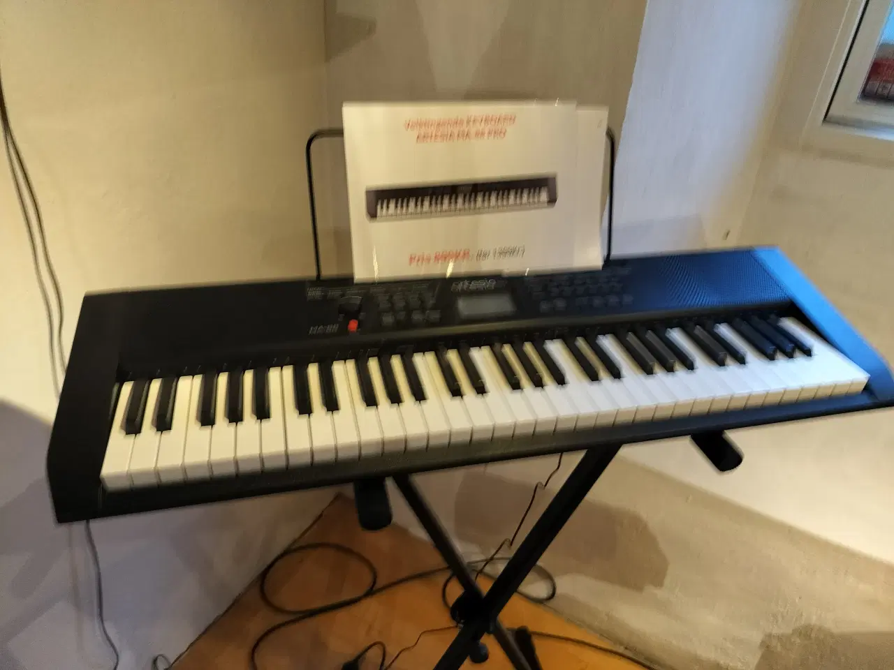 Billede 1 - Velklingende keyboard 