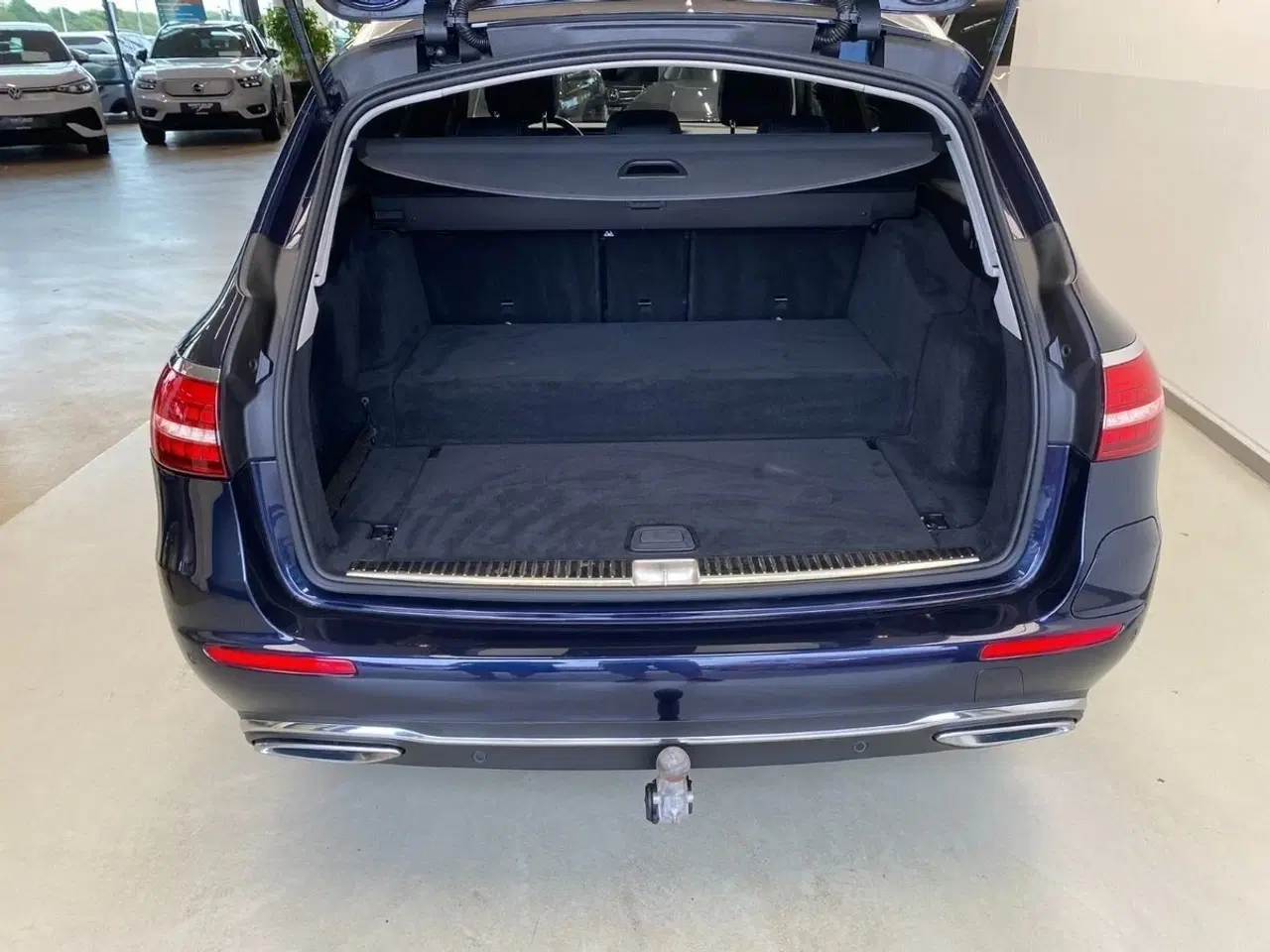 Billede 9 - Mercedes E300 de 2,0 stc. aut. 4Matic