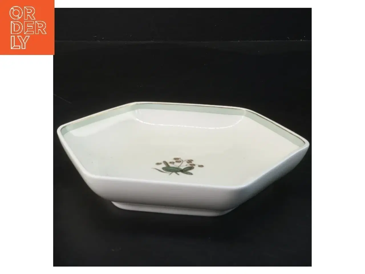 Billede 2 - Hexagonal porcelæns fad Hjertegræs, Royal Copenhagen (str. 17 cm) fra Royal Copenhagen