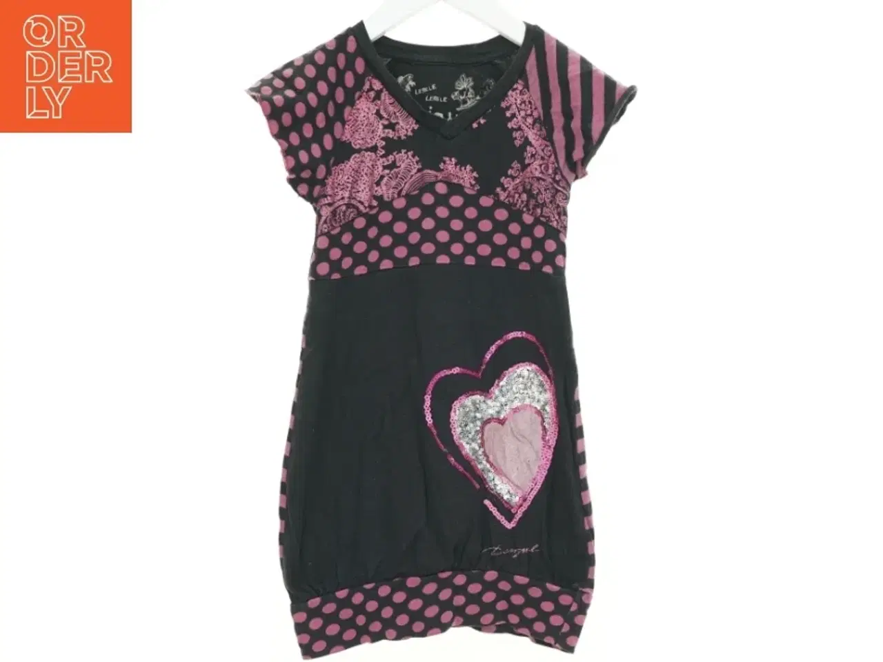 Billede 1 - Kjole (str. 116 cm)