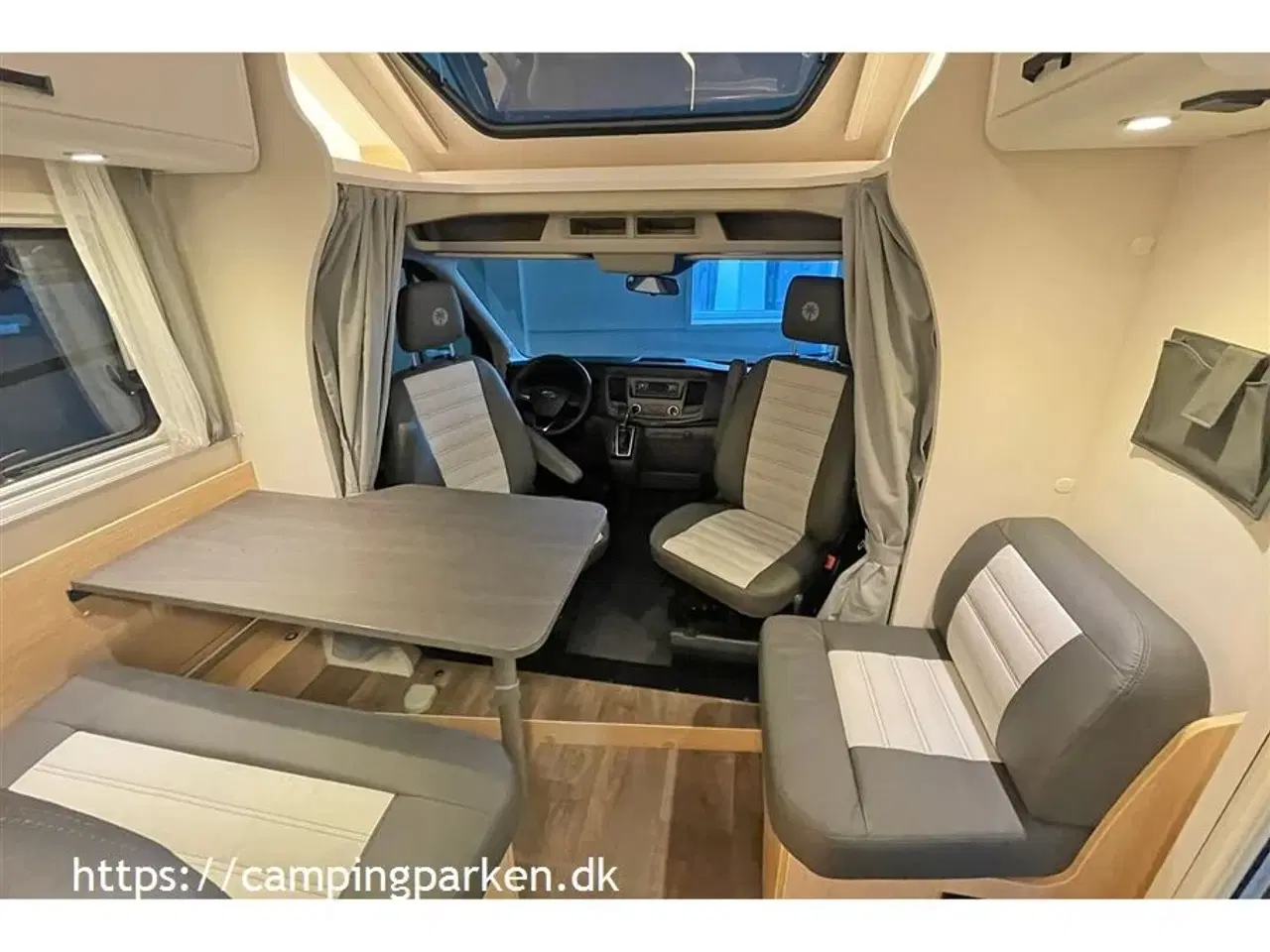 Billede 5 - 2024 - SunLight T 690L Adv. Edition aut. Sunlight autocamper med meget udstyr, automatgear og få kilometer