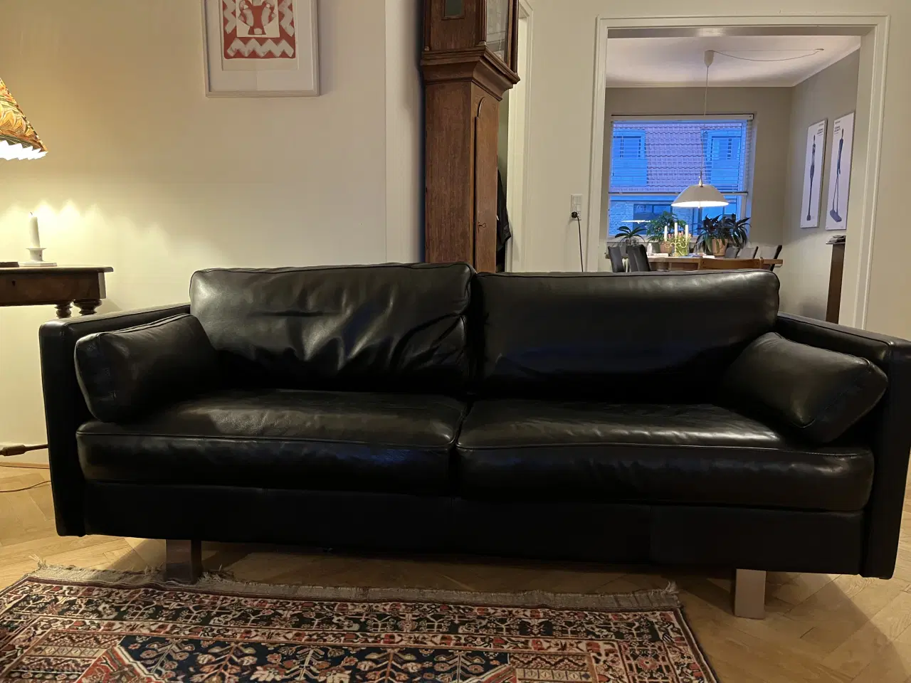 Billede 3 - 2 lækre sorte lædersofaer 